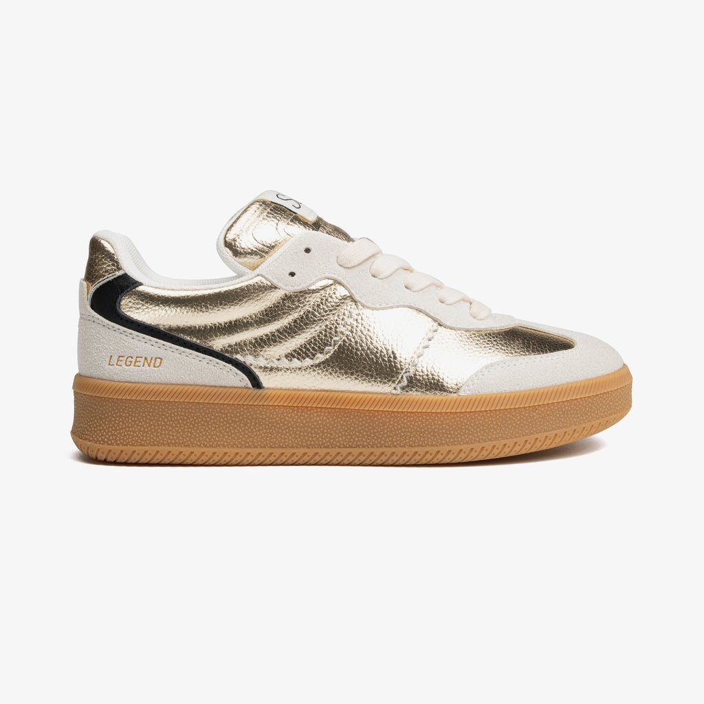 Casual sneakers women