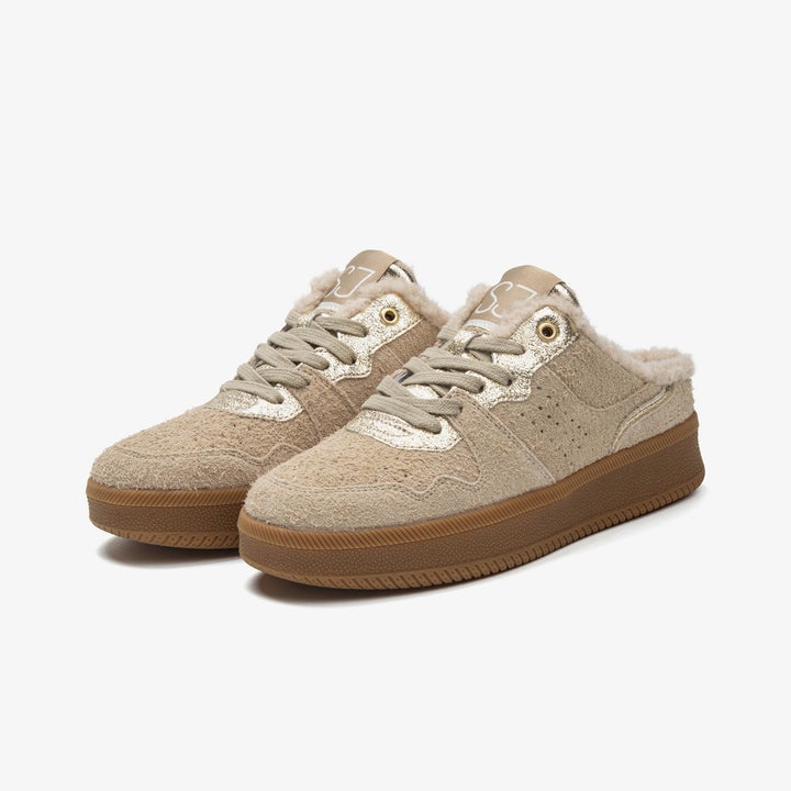 Casual sneakers women