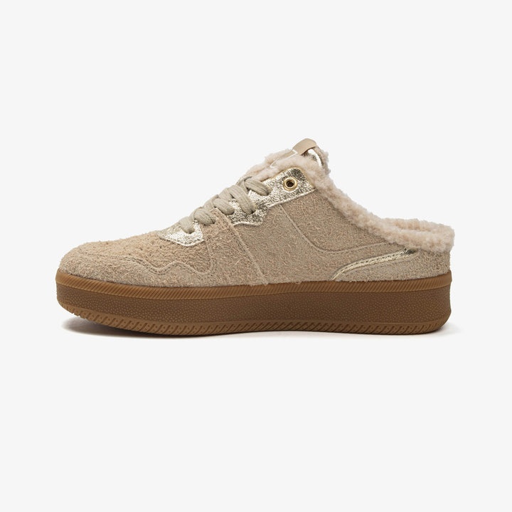Casual sneakers women
