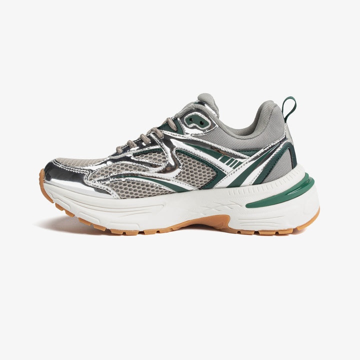 Casual sneakers women