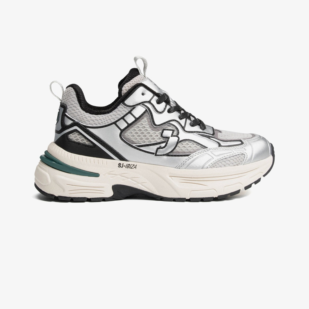 Casual sneakers women