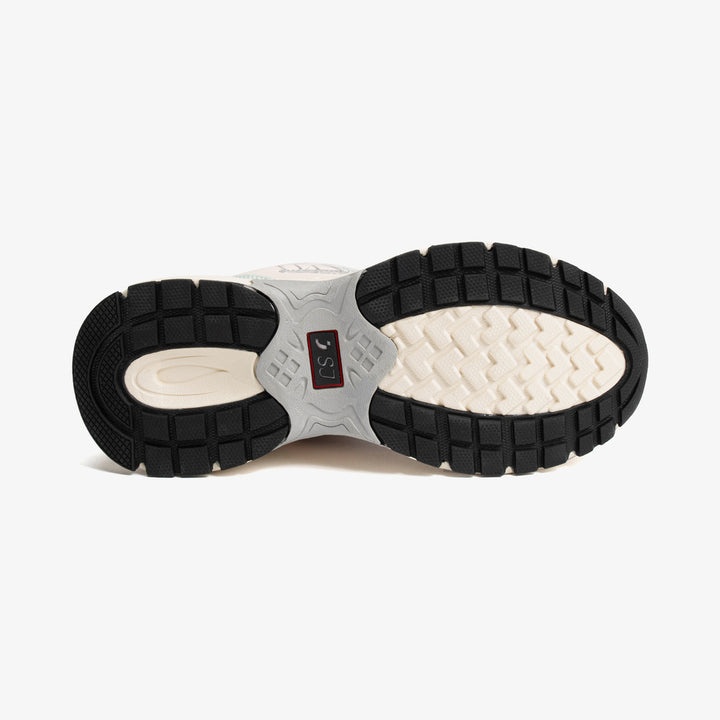 Casual sneakers women