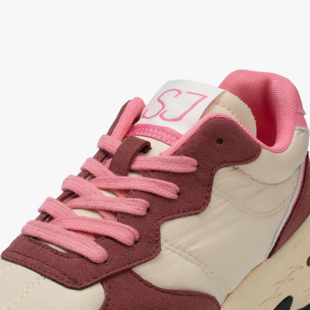 Casual sneakers women