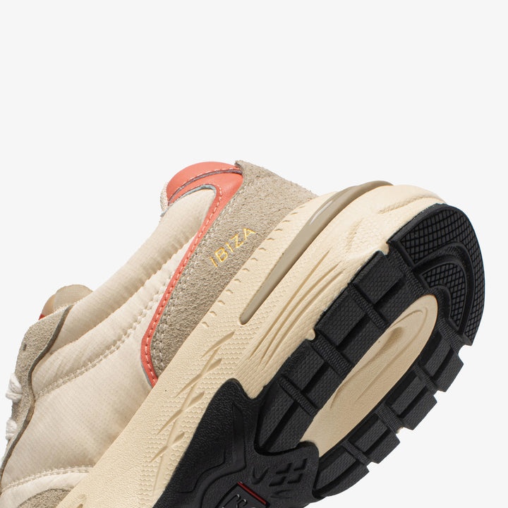 Casual sneakers women