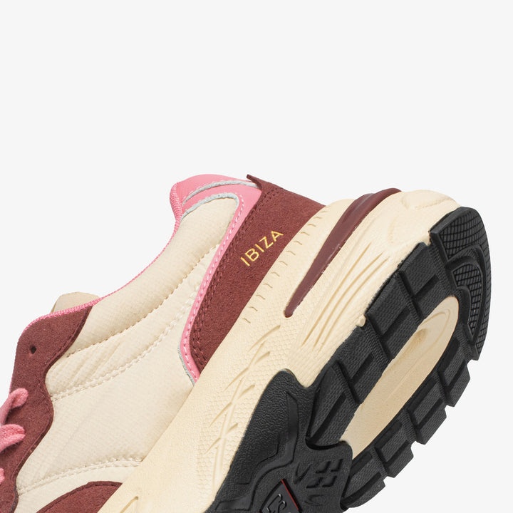 Casual sneakers women