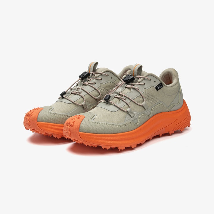 Athleisure sneakers women