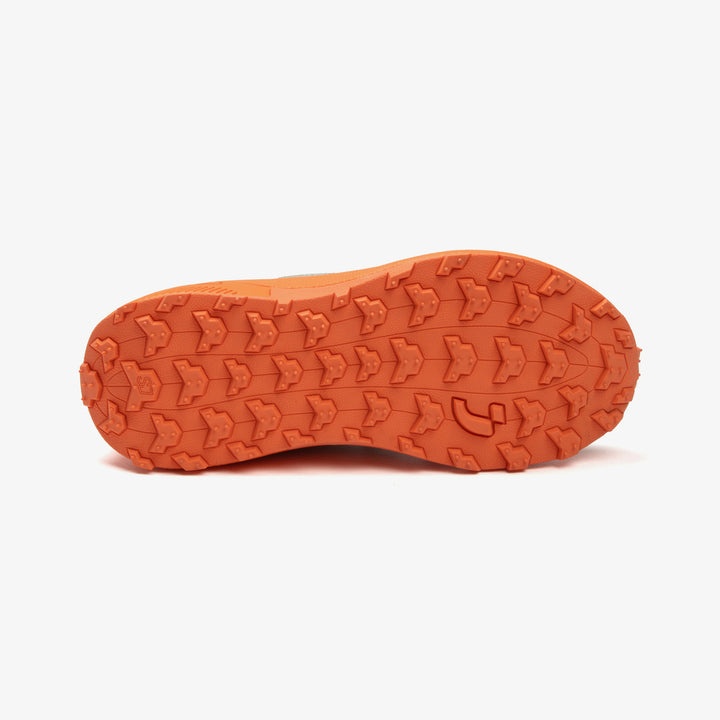 Athleisure sneakers women