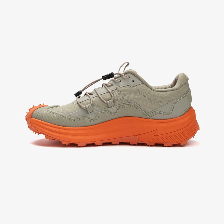 Athleisure sneakers women