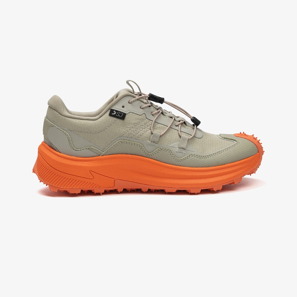 Athleisure sneakers women