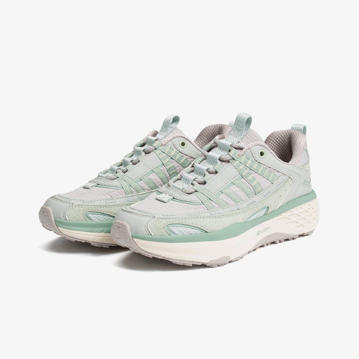 Athleisure sneakers women