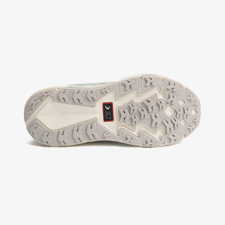 Athleisure sneakers women