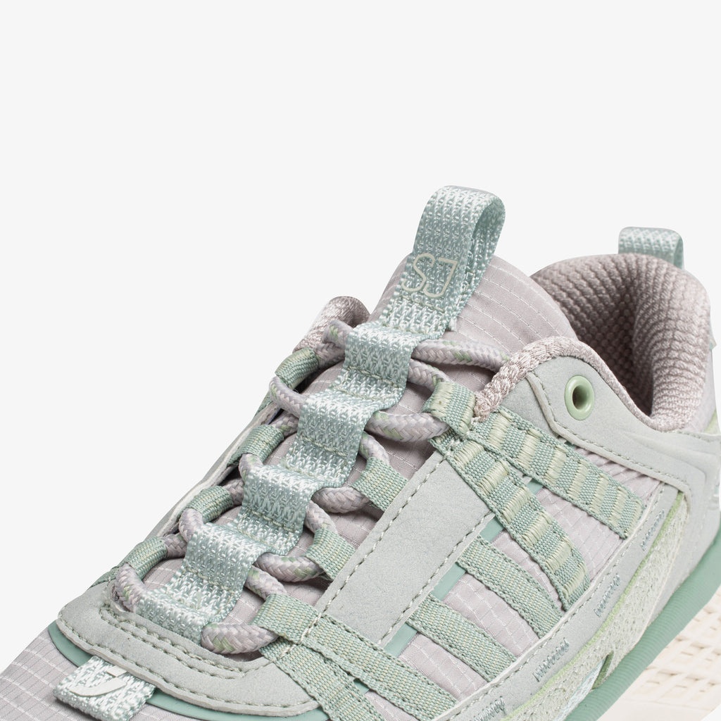 Athleisure sneakers women