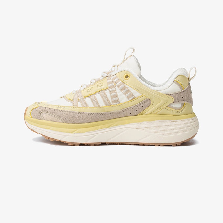 Athleisure sneakers women