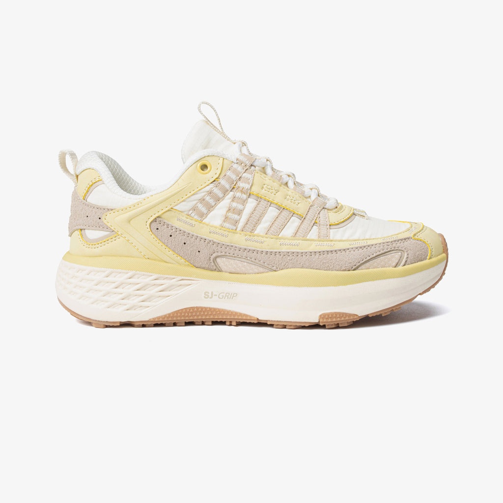 Athleisure sneakers women