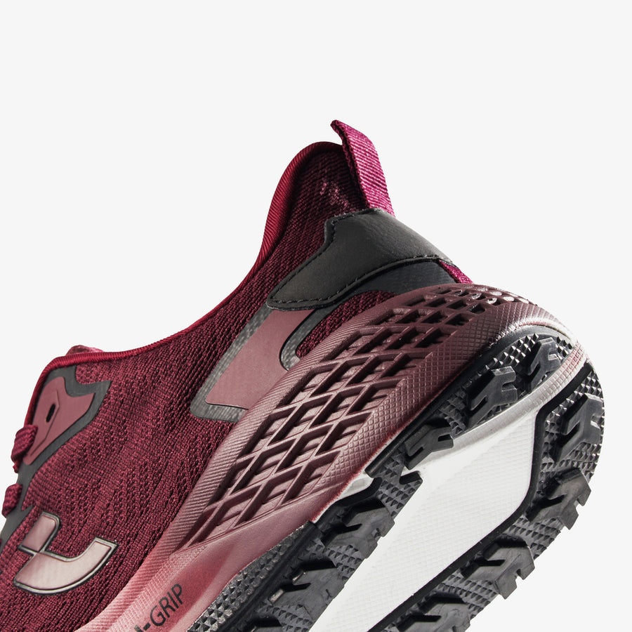 Athleisure sneakers women