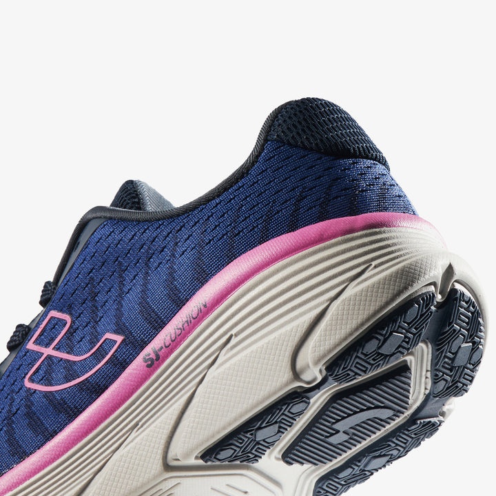 Athleisure sneakers women
