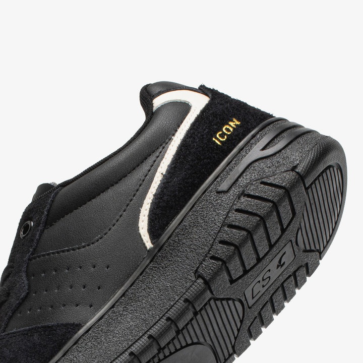 Casual sneakers men